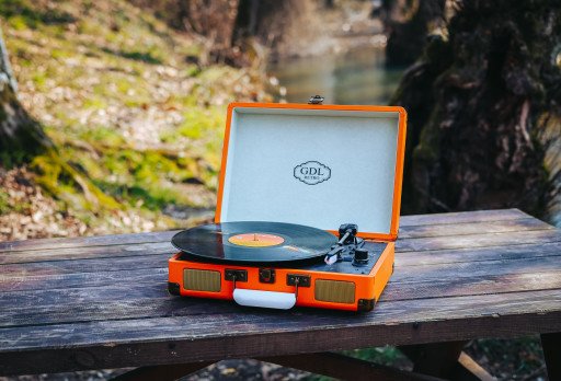 Numark Portable Turntable PT01: The Ultimate Review and Comprehensive Guide